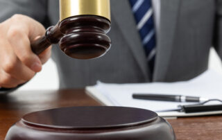 Necessary_skills_needed_to_be_a_successful_lawyer_1140x460